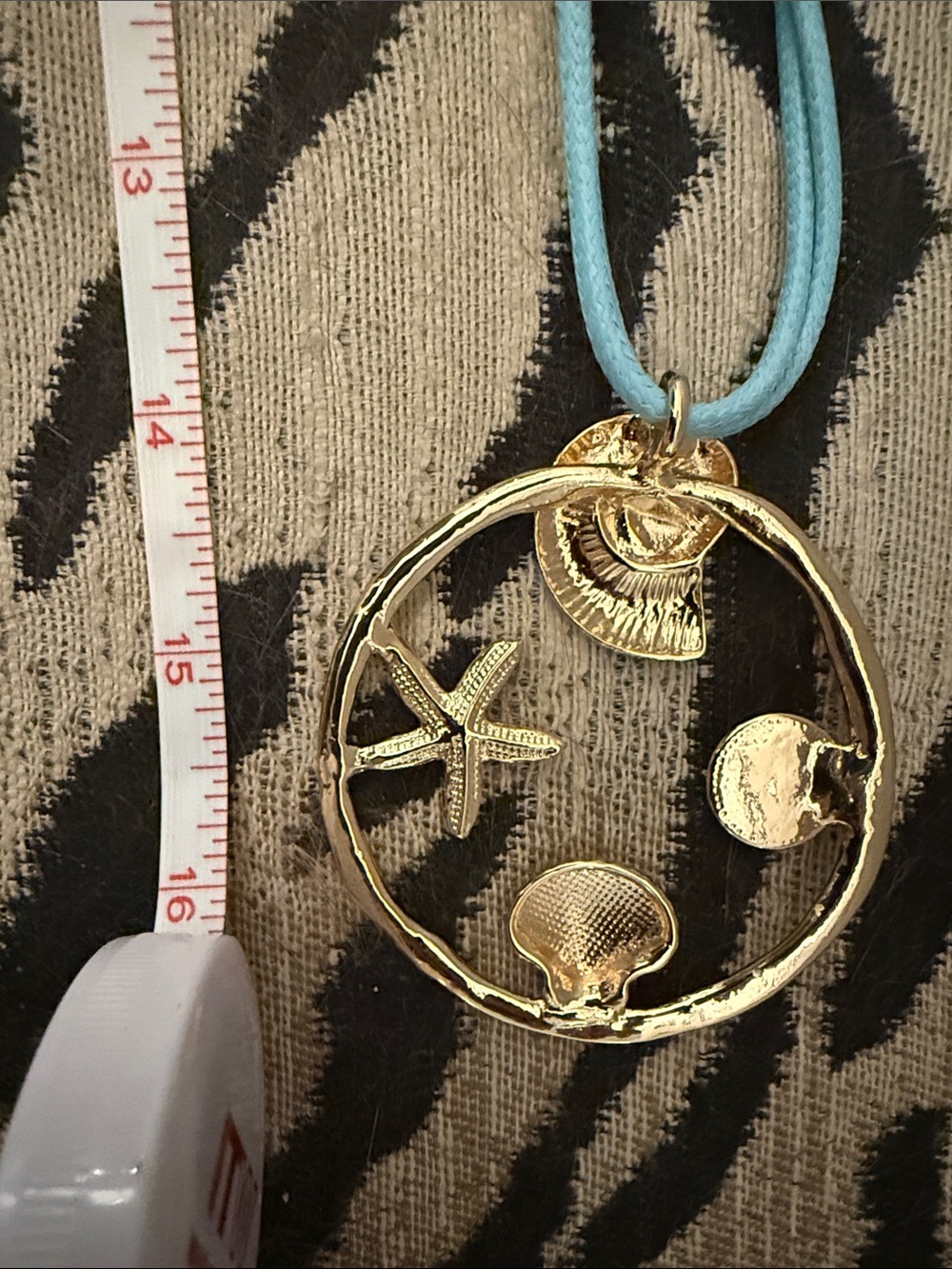 nwt Gardenia Turquoise & Gold Shell Motif Necklace - Picture 5 of 5